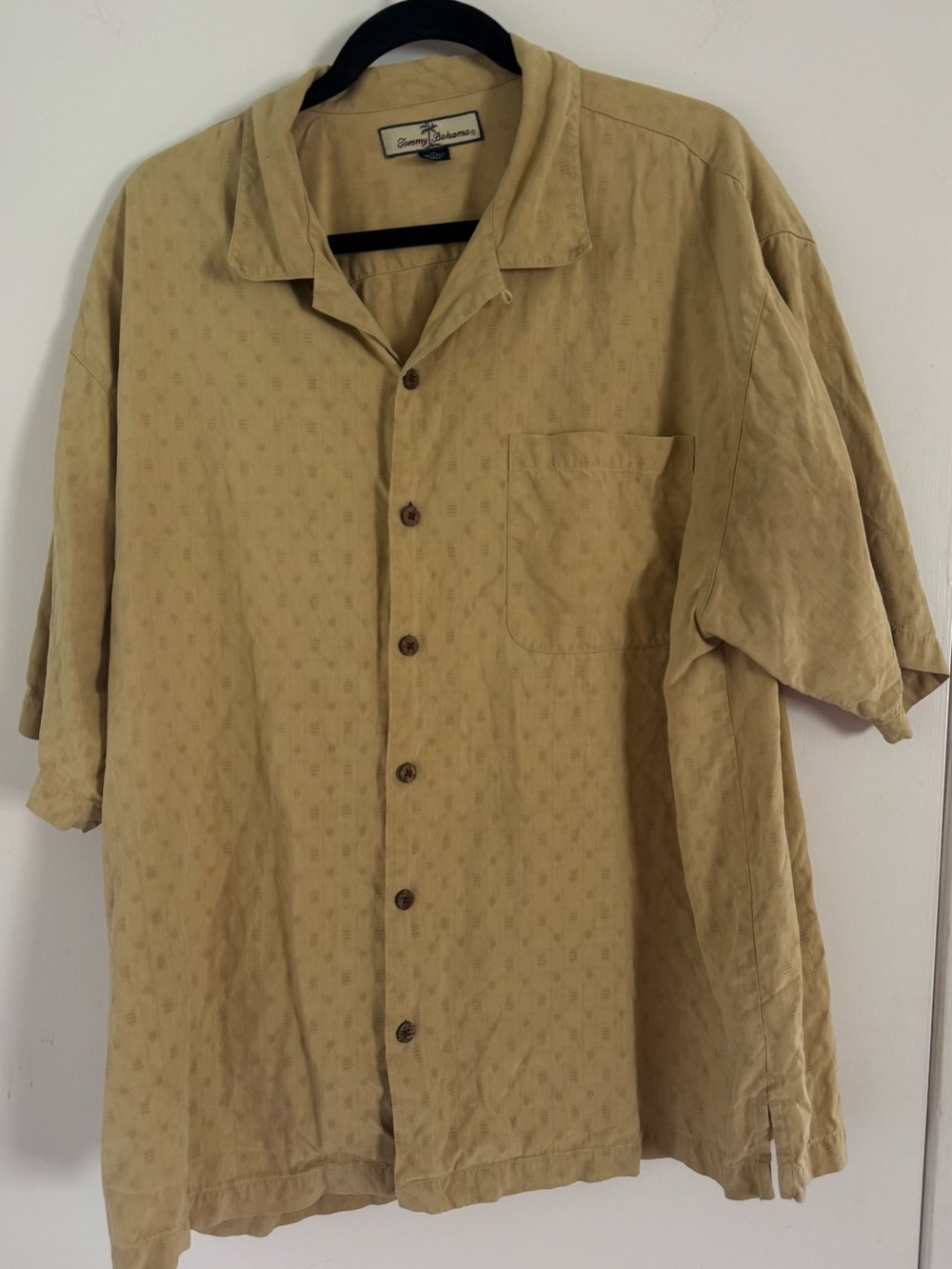 Tommy Bahama Button Down